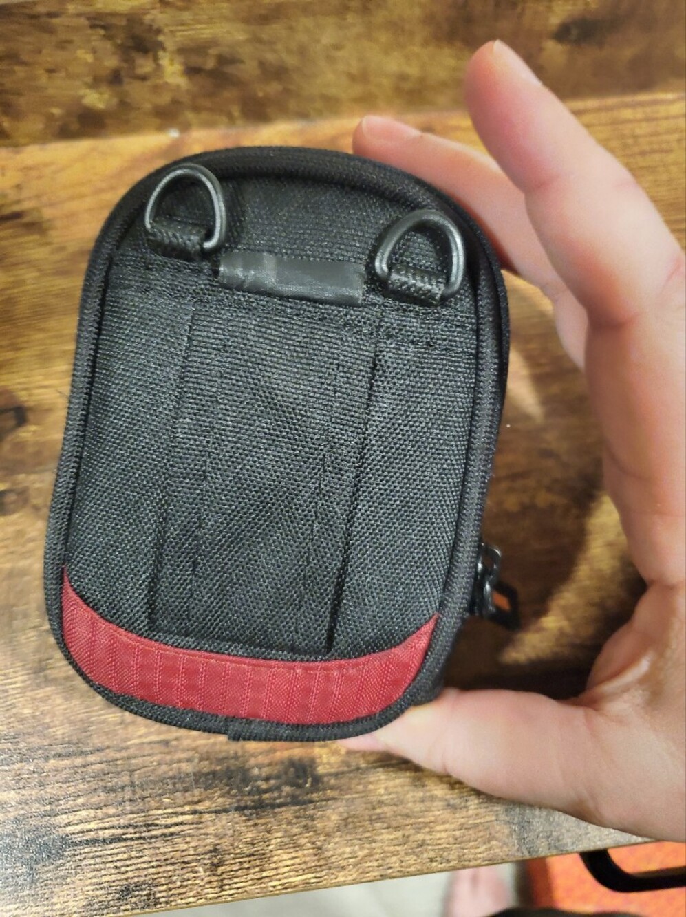 Lowepro Ridge 10 Camera Case (Red) - Picture 2 of 4